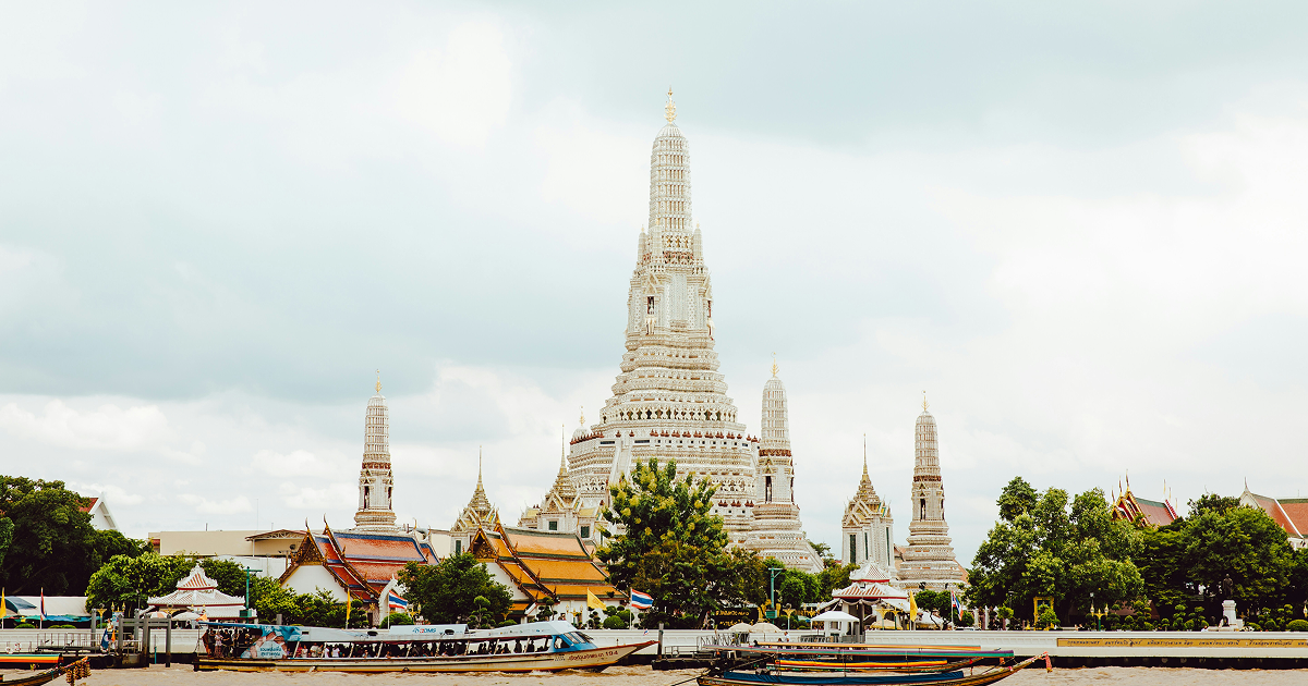 ワット・アルンの外観